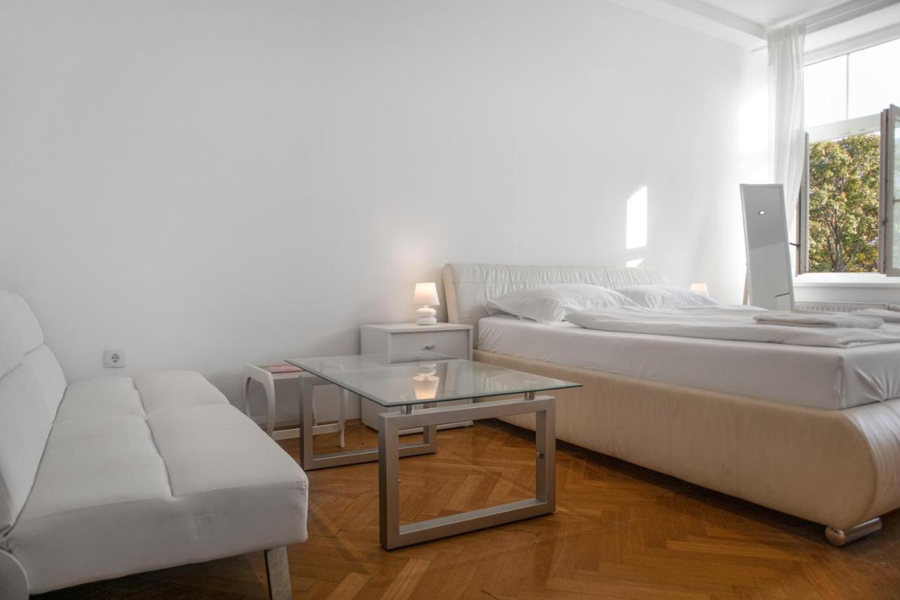 Superb 7Br Shared Apartment- Near Hauptbahnhof 维也纳 外观 照片